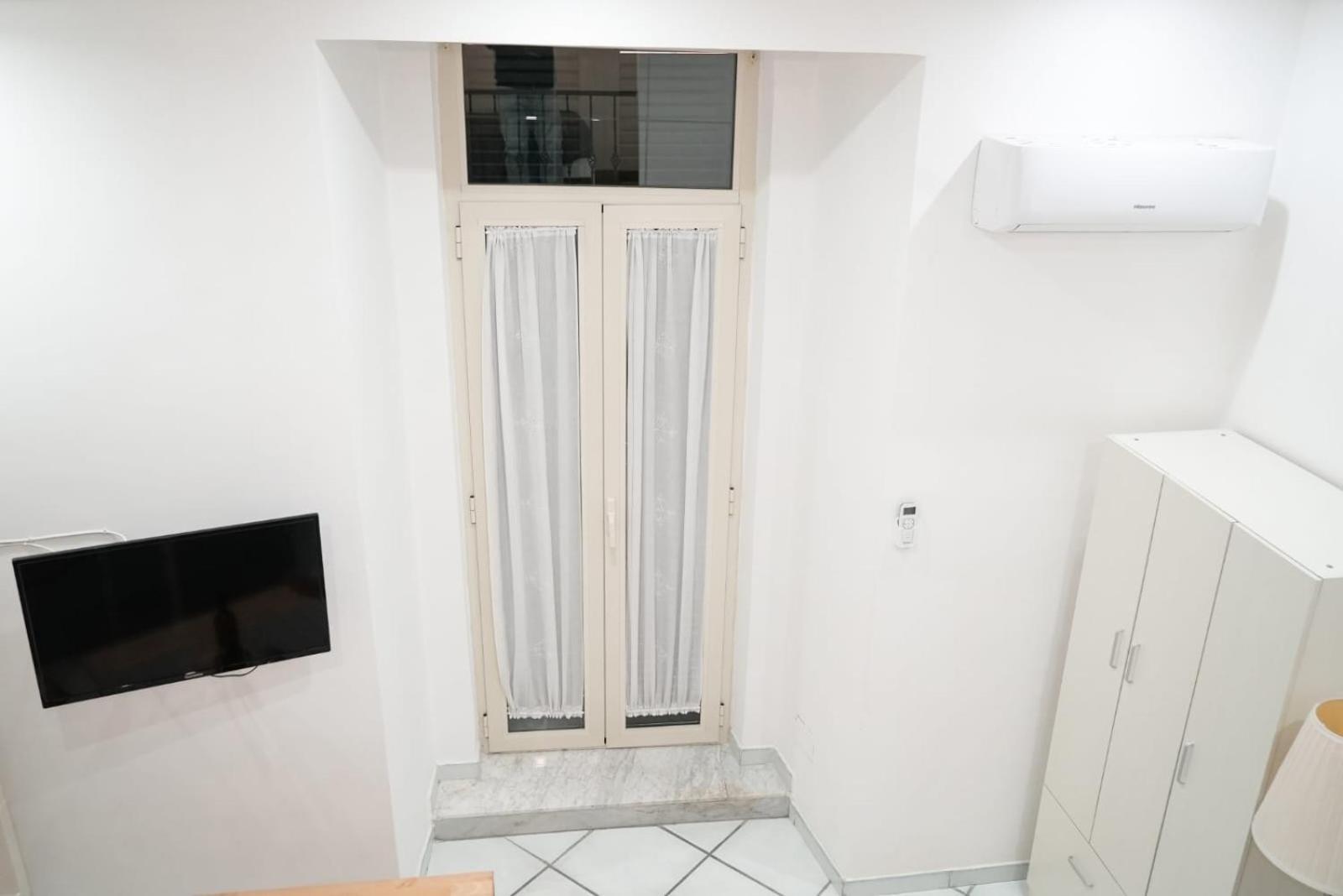 נאפולי Casa Vacanza La Spagnola מראה חיצוני תמונה